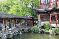 「上海の豫園という庭園の写真」