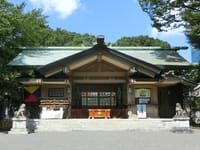 歴史と文化の散策👟新潟のアンテナショップ、勝運パワースポット東郷神社、紅のミュージアムなど見所いっぱい！