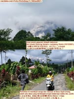 画像シリーズ568「スメル山が再び噴火して、住民はパニックに陥る」”Kepanikan Warga saat Gunung Semeru Kembali Erupsi”