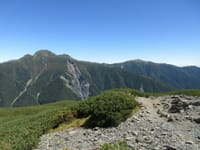 三伏峠から烏帽子岳2726mへ（9月16日）