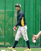 【阪神タイガース情報】ついに鳥谷が激白。球団から「引退してくれないか」と告げられ、「タイガースでユニホームを着てやるというのは今シーズンで最後」と明言。