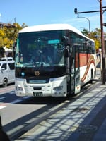 外国人観光客御一行様が、観光バスで奈良入り