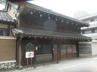 東京、旧日光街道「千住宿」を歩く　　　!