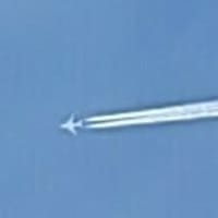 飛行機✈と飛行機雲☁