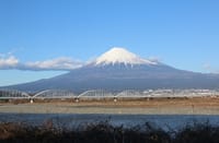 雪化粧した、富士山