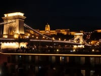 ブダペスト　なう…世界一のマック、ユダヤ人街、そして夜のくさり橋