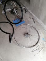 自転車のスポーク修理