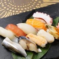 4/24 18:00~ 職人が握るお寿司と揚げたてサクサクの天ぷらはどうでしょう？