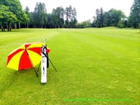 曇り雨のゴルフ
