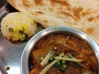 インド料理「スーリャ」（東麻布二）でポークビンダルー