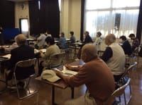 １０月１８日（月）小山市絹公民館にて、 スマホ講座第１回目「スマホの楽校」を開催しました。