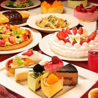 6月11日（土）新宿・オーダー式食べ放題（サラダ、肉料理、スイーツ）