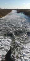 凍結した川