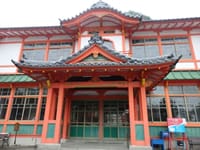 佐賀県の有田の旅。武雄温泉と陶山神社、