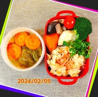 大雪予報⛄️の東京🗼　お弁当〜ロールキャベツ、炊き込みご飯