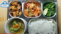世界の学校給食～韓国の学校給食にはやはりキムチが！