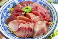 水口寿志亭市場の食堂に旨い海鮮丼を食べに行きましょう！