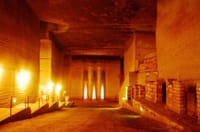 『まるで地下神殿～！！』、神秘的な巨大地下空間・大谷石を見に行こう。