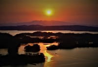 2018 夕陽と朧月の松島