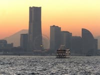 夕暮れの富士山とﾗﾝﾄﾞﾏｰｸﾀﾜｰ　船、富士山と横浜港、レッサーパンダ