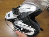 今度はジェットヘルメットにアクションカム取付けてみました。(^^)/