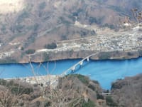高ジョッキ山と丸岩〜八ッ場ダムへ