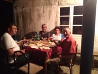 イランに近い、アルメニア民泊で夕食に招待され