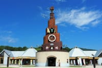 世界最大級の鳩時計塔
