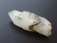 白い色の水晶