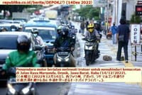 画像シリーズ927「ラヤ マルゴンダ通りの歩道を突っ走る怠惰なオートバイ ドライバー」 “Pengendara Sepeda Motor Sabot Jalur Pejalan Kaki Jl Raya Margonda”
