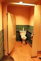 「思い出のある場所」はトイレ：bathroom