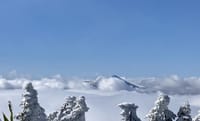 雪と紅葉の会津駒ヶ岳
