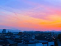 府中本町駅から撮った夕暮れの富士山、ＪＲ東日本の在来線の検測車　East i-E、多摩モノレール　立川市にて
