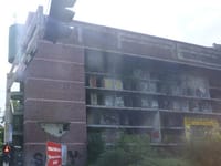 【海外旅行記】サラエボの「スナイパー通り」に、まだ残る銃弾痕、廃墟