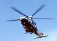 　　　保土ケ谷公園で、"消防ヘリコプター"の離着陸訓練