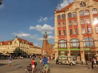 ヴロツワフ（ポーランド）なう…　パステルカラーの建物群と妖精の街