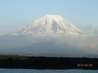富士を見ながらまったりキャンプ　　イン精進湖