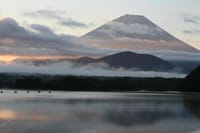 2012年第５回（通算３０回）子抱富士を望む精進湖の湖畔で…のんびりまったり…ボケ〜っとしましょう。もちろん焚火もしますよ〜(^^)