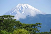 富士吉田のパワースポット、新屋山神社への日帰りバスツアー