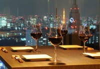 東京タワーも望める地上200Mの夜景！デザート食べ放題を含む和食コース料理はいかが？