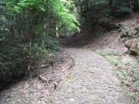 剣豪の道を歩く・・・奥春日山「滝坂の道」
