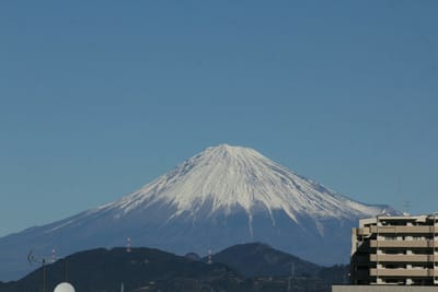 令和4年初　今朝の富士山