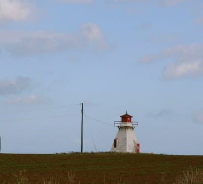 プリンス・エドワード島の島巡り、灯台巡り8　名前もわからない灯台2