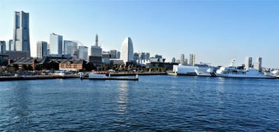 横浜港 "大さん橋"から見る、MM21 (横浜みなとみらい21)