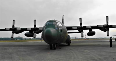 　✈ 22世紀まで飛び続ける？　 輸送機の決定版C-130　「ハーキュリーズ」は何がイイのか もう70年 !