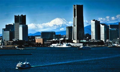 📷　”スカイウォーク”から見る、MM21＆富士山とのコラボ