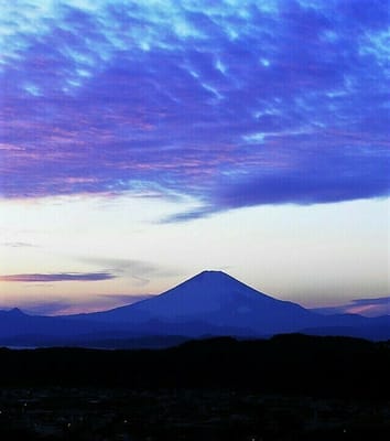 　　<再投稿>　　🗻「富士山夜景」マジックアワー