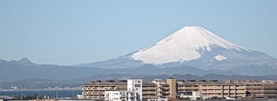 　　🗻　江の島から見た、今朝の富士山　🗻