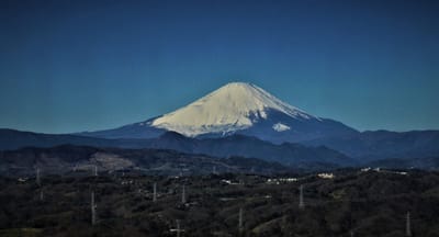 ☃ 早くも、"冠雪した富士山"を 眺めたくなってきた !!　❆