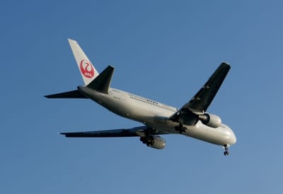日本航空（JAL) 東京2020大会特別塗装機 「心ひとつに」